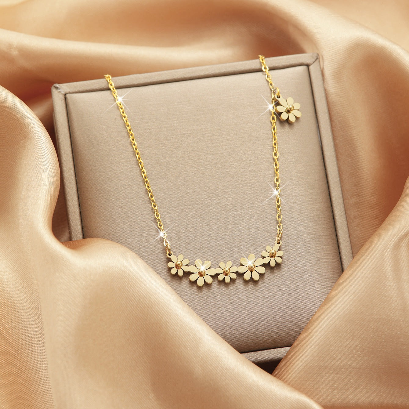 Collana Campo di Margherite